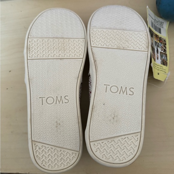 NWT candy Cane Glitter Party Tom’s 1.5 - Picture 2 of 3